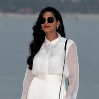 Pernikahan Putri Ameera dan Khalifa tak banyak diketahui karena digelar tertutup. Seperti dikutip dari Insider, pernikahan sang putri dihadiri banyak orang ternama. Salah satunya Oprah Winfrey. Foto: Dok. Getty Images, Instagram