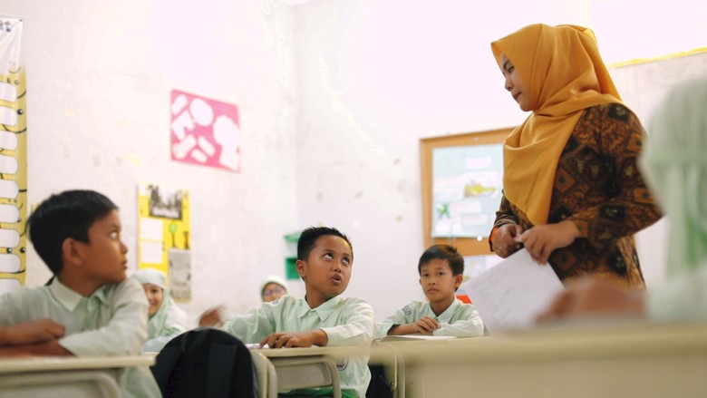 Rindu Seorang Guru Saat Mudik Tiba Rindu Seorang Guru Saat Mudik Tiba