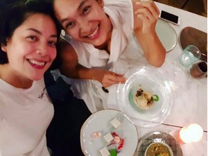 Unggah Foto Jadul, Happy Salma Kenang Kebaikan Lulu Tobing