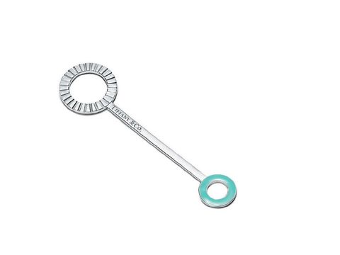 Kado Rp 3,6 Juta Priyanka Chopra untuk Bayi Meghan Markle: Alat Bikin Bubble