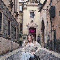 Chelsie Hill telah menari sejak dia belajar berjalan dan mulai berdansa kompetitif pada usia lima tahun.  Ia telah menjadi juara di California bagian Tengah saat masa sekolah.”Saya berada di puncak saya. Semuanya berjalan dengan sempurna,” kata Chelsie kepada Individual Sport. Foto: Dok. Instagram