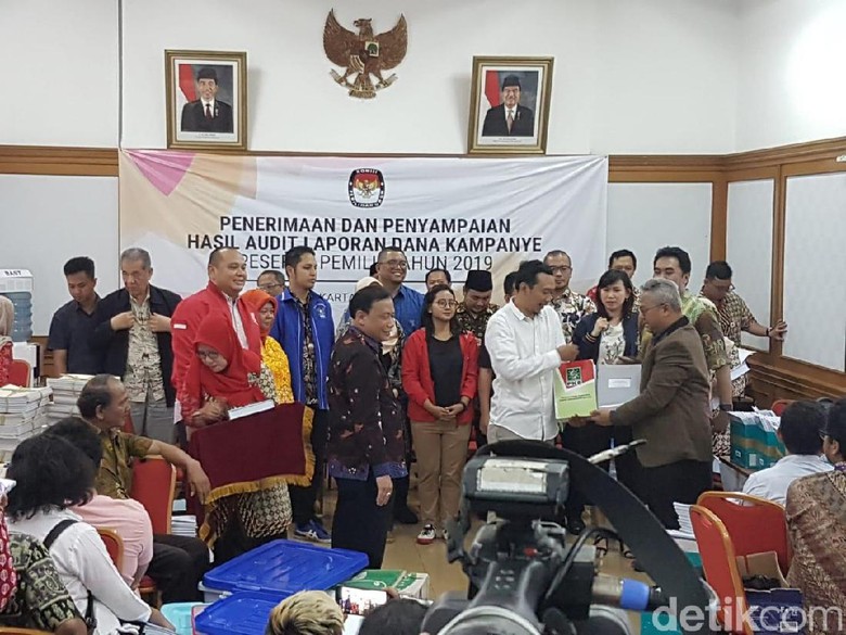 Mulai Besok KPU akan Umumkan Hasil Audit Laporan Dana Kampanye Mulai Besok KPU akan Umumkan Hasil Audit Laporan Dana Kampanye