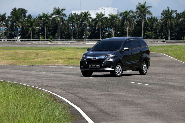 Toyota Avanza 1.5 Berwajah Vellfire, Benar Lebih Oke?