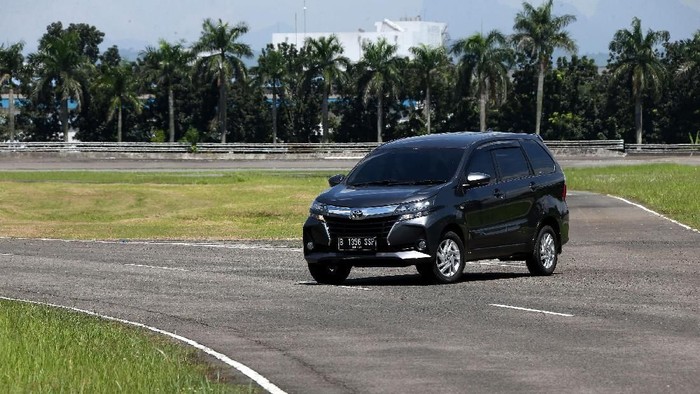Ototest Toyota Avanza
