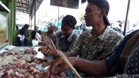 Ditunggu 24 Jam di Sate Kambing Muda Khas Brebes