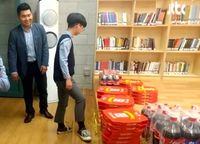 Temukan Dompet Isi Uang Jutaan Rupiah, 2 Murid Ini Ditraktir 125 Loyang Pizza