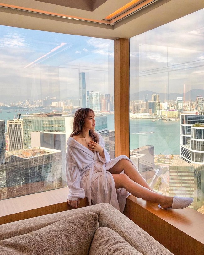 Chloe merupakan putri dari sosialita Nina dan Eddie Ng, dimana keluarganya memiliki bisnis shopping. Foto: Instagram @chloe.nke