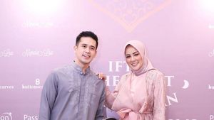 Inspirasi Tampil Kompak dengan Seragam di Hari Lebaran Ala Keluarga Artis