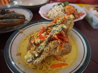 Nasi Tiwul Pacitan dan Sate Sapi Menanti di Jalur Pansela