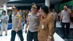 Momen Wakapolri Pantau Arus Mudik di Pelabuhan Merak