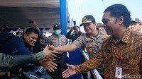 Untuk menghadapi puncak arus mudik yang diprediksi terjadi pada Sabtu (1/5) malam nanti, fasilitas seperti toilet dan papan informasi di tol Tangerang-Merak bisa ditambah. Informasi itu berkaitan dengan situasi di Pelabuhan Merak apakah kondisinya padat atau lengang.