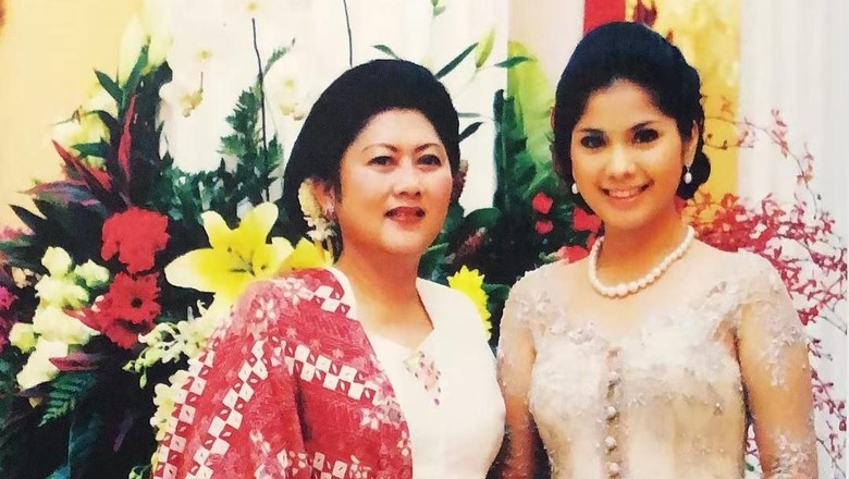 Annisa Ungkap Kain Batik Pesanan Ani Yudhoyono Annisa Ungkap Kain Batik Pesanan Ani Yudhoyono