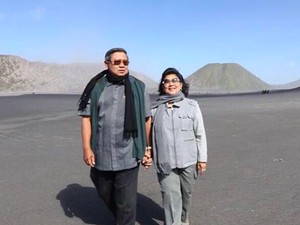 SBY Kenang Setahun Bu Ani Meninggal: Tahun Terberat Telah Kulalui