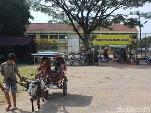 Seru, Ada Mainan Anak dan Tukang Pijat di Pos PAM Limbangan