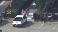 Seorang pria bersenjata masuk ke salah satu gedung di kompleks pemerintahan kota Virginia Beach dan langsung menembak membabi-buta ke semua korban. (Foto: Reuters)
