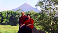 Momen kebersamaan di Finna Pandaan, Jawa Barat sewaktu pagi. Pagi yang cerah, begitulah tulis Ani Yudhoyono. (Instagram/aniyudhoyono)