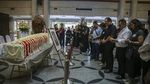 Jenazah Ani Yudhoyono Disemayamkan di KBRI