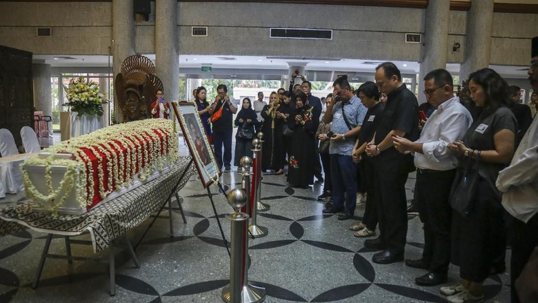 Sampaikan Belasungkawa Ani Yudhoyono Wafat, Ahok 