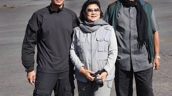 Aneka ragam objek dimotret Bu Ani, mulai dari keluarga hingga tanaman. Foto: instagram.com/aniyudhoyono/