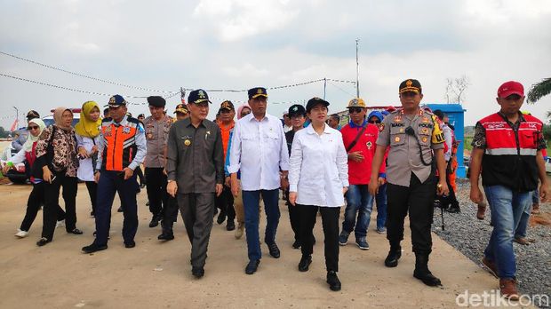 Menhub Budi Karya, Menko PMK Puan Maharani, dan Menkes Nila F Moeloek di Lampung.
