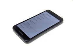 Menggenggam Galaxy A2 Core, Ponsel Android Go Rp 1 Jutaan