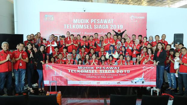 Telkomsel Berangkatkan 7.000 Pelanggan Mudik Gratis