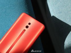 Penampilan Oppo Reno Coral yang Kece dan Menggoda