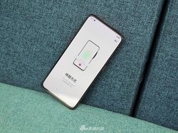 Penampilan Oppo Reno Coral yang Kece dan Menggoda
