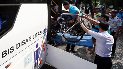 Menhub Lepas Pemudik Disabilitas