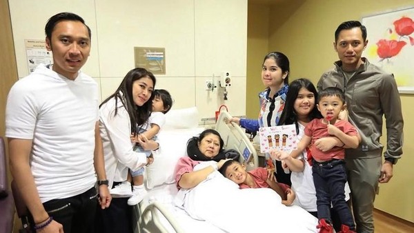 Potret Kenangan Ani Yudhoyono-Keluarga Berjuang Lawan Kanker Darah