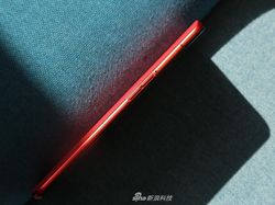 Penampilan Oppo Reno Coral yang Kece dan Menggoda