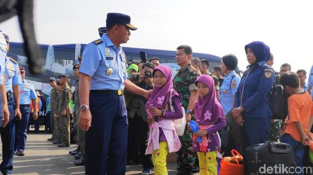 KSAU Lepas Prajurit Mudik Naik Hercules
