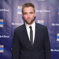 Berbeda dengan peran-peran pria 33 tahun itu sebelumnya, tentunya film Batman yang diperankan Robert Pattinson ditunggu para penggemar. Foto: Getty Images