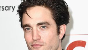 Resmi Jadi Batman, Intip Gaya-gaya Robert Pattinson yang Mirip Bruce Wayne