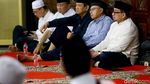 Pelayat Penuhi Pendopo Cikeas Jelang Kedatangan Jenazah Bu Ani