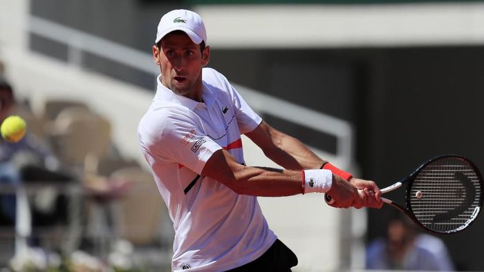 Novak Djokovic lolos ke babak 16 besar Prancis Terbuka 2019. (Foto: Gonzalo Fuentes / Reuters) Novak Djokovic lolos ke babak 16 besar Prancis Terbuka 2019. (Foto: Gonzalo Fuentes / Reuters)