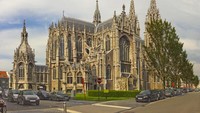 Peter and Paul Cathedral, salah satu daya tarik di Ostend (iStock)