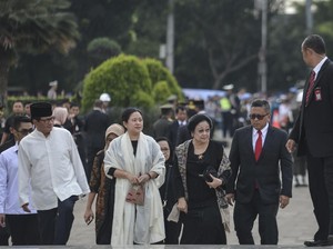 Megawati Hadiri Pemakaman Ani Yudhoyono di TMP Kalibata