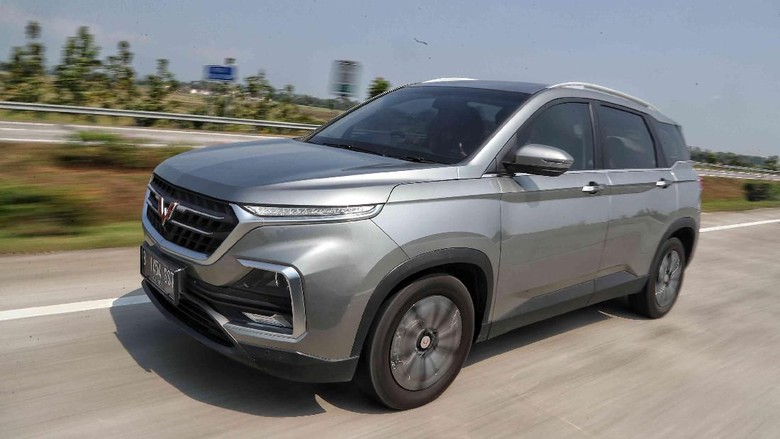 Wuling Almaz Foto: Pradita Utama Wuling Almaz Foto: Pradita Utama