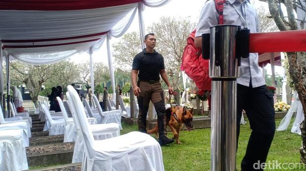 Paspampres Sterilisasi TMP Kalibata Jelang Pemakaman Ani Yudhoyono