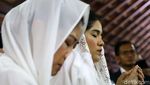 Ekspresi Annisa Pohan dan Aliya Rajasa Saat Doakan Ani Yudhoyono