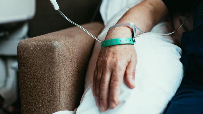 Perjuangan melawan penyakit kanker bisa terasa lebih ringan bila pasien mendapat dukungan. (Foto: Istock) Perjuangan melawan penyakit kanker bisa terasa lebih ringan bila pasien mendapat dukungan. (Foto: Istock)