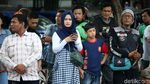 Warga Penuhi TMP Kalibata untuk Saksikan Pemakaman Ani Yudhoyono