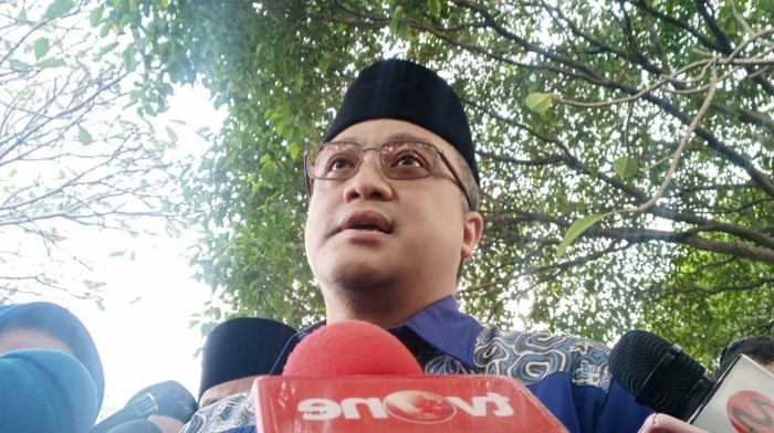 Dede Yusuf di TMP Kalibata.