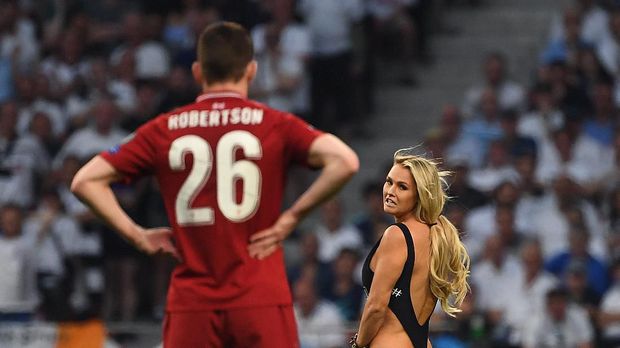 Kinsey Wolanski jadi penyusup di Liga Champions karena ingin terkenal.