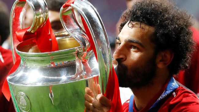 Harga Pesawat Kapten Vincent, Berapa Gaji Pemain Liverpool?