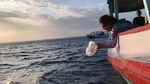 Susi Lepas 37.000 Benih Lobster yang Gagal Diselundupkan