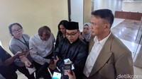 Karena itu dunia saya, jadi tetap aktif lah. Jadi kita tidak boleh meninggalkan. Cuma saya agak mengatur supaya bisa diterima semua pihak, jadi tidak membuat kita dipanggil oleh polisi, ujar Mustofa Nahra (Foto: Jefrie/detikcom)