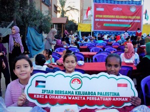 Indonesia Bantu Warga Palestina di Gaza Buka Puasa Bersama