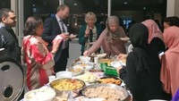 Nuansa berbuka puasa bersama di University of South Australia, Magill Campus. Yang datang juga teman-teman maupun para akademisi yang bukan beragama Islam (Diana Purwati/Istimewa)